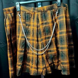 Hot Topic size 2 school girl skirt Halloween colors